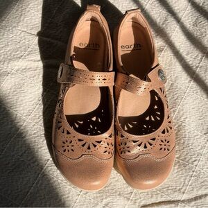 Earth Alder Adel Comfortable Women's Mary Jane Slip-On Shoes - metallic Pink